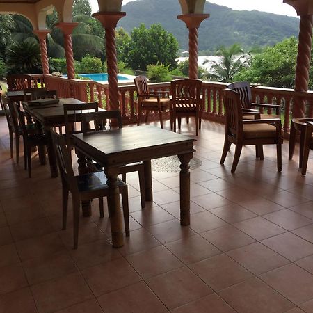 Bayview Villa -Sea Side Villa Anse Boileau Eksteriør billede