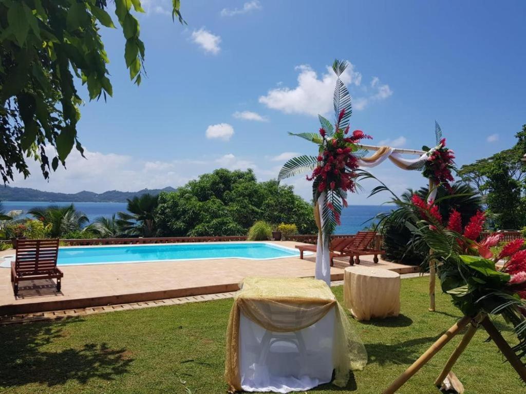 Bayview Villa -Sea Side Villa Anse Boileau Eksteriør billede