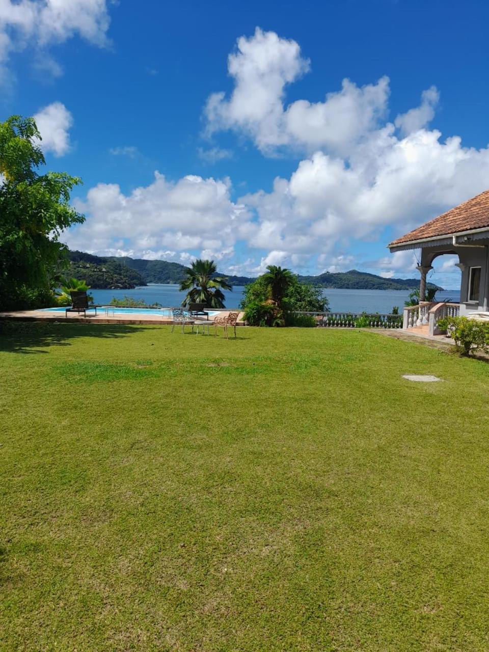 Bayview Villa -Sea Side Villa Anse Boileau Eksteriør billede