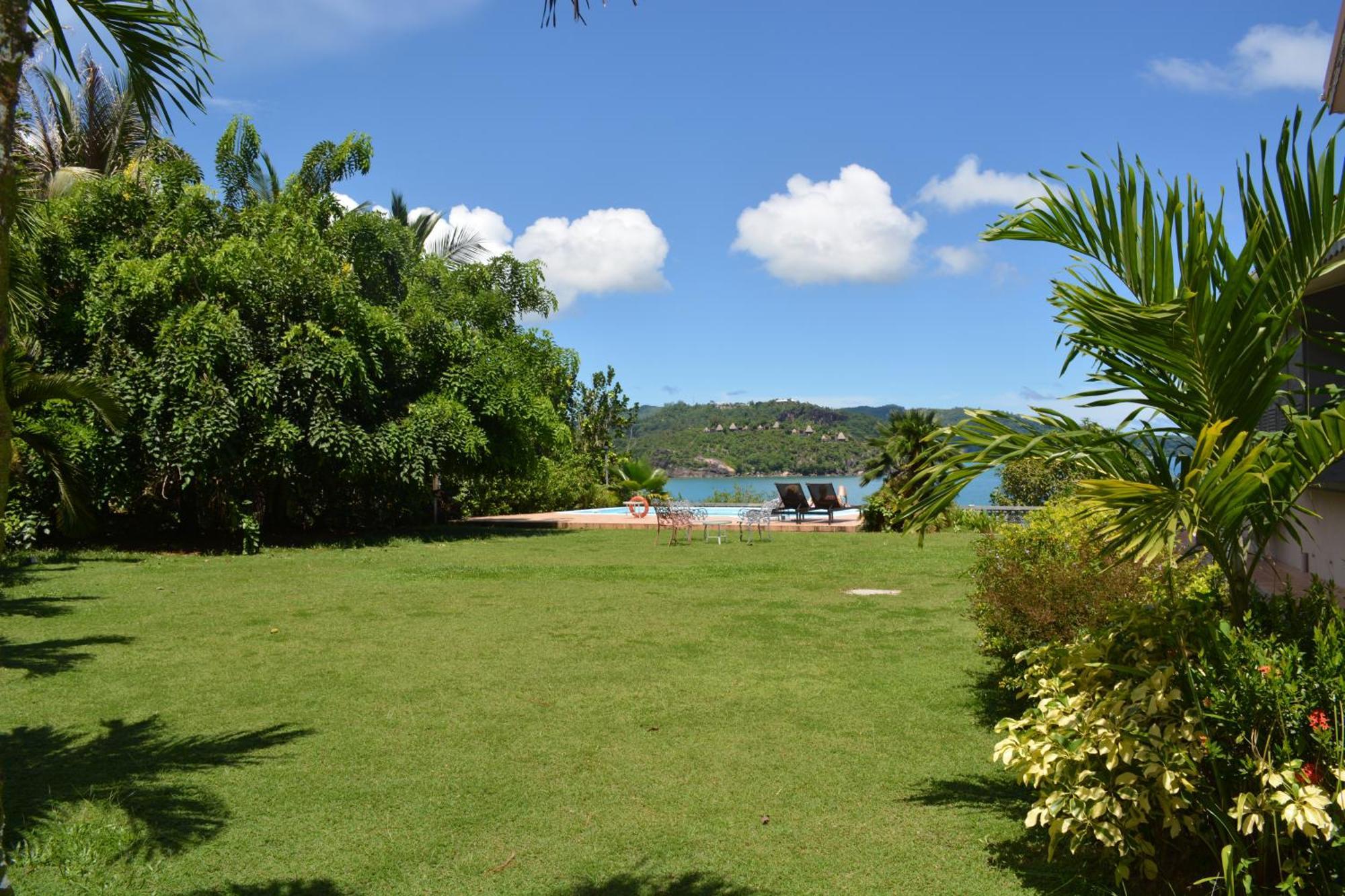 Bayview Villa -Sea Side Villa Anse Boileau Eksteriør billede