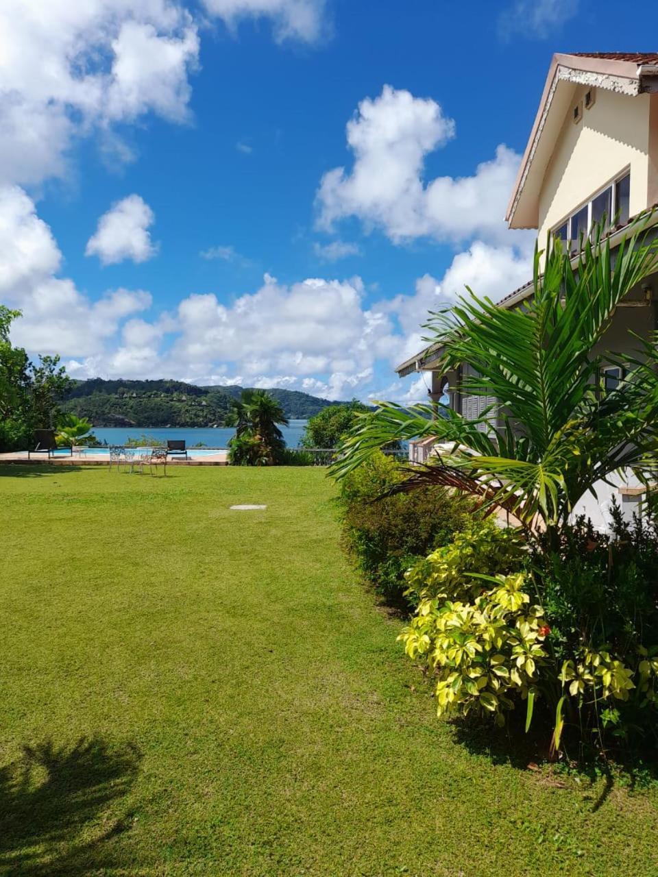 Bayview Villa -Sea Side Villa Anse Boileau Eksteriør billede
