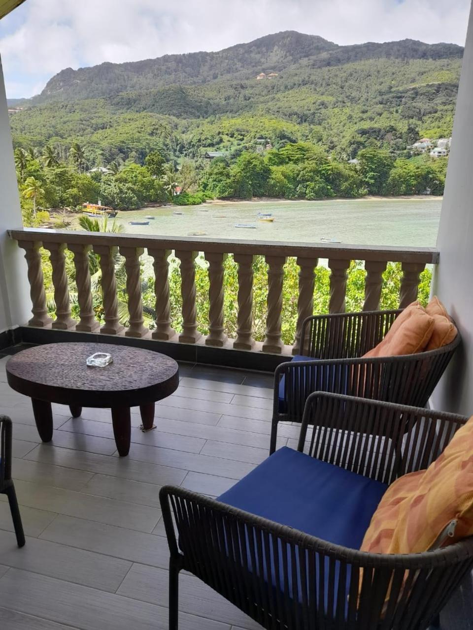 Bayview Villa -Sea Side Villa Anse Boileau Eksteriør billede