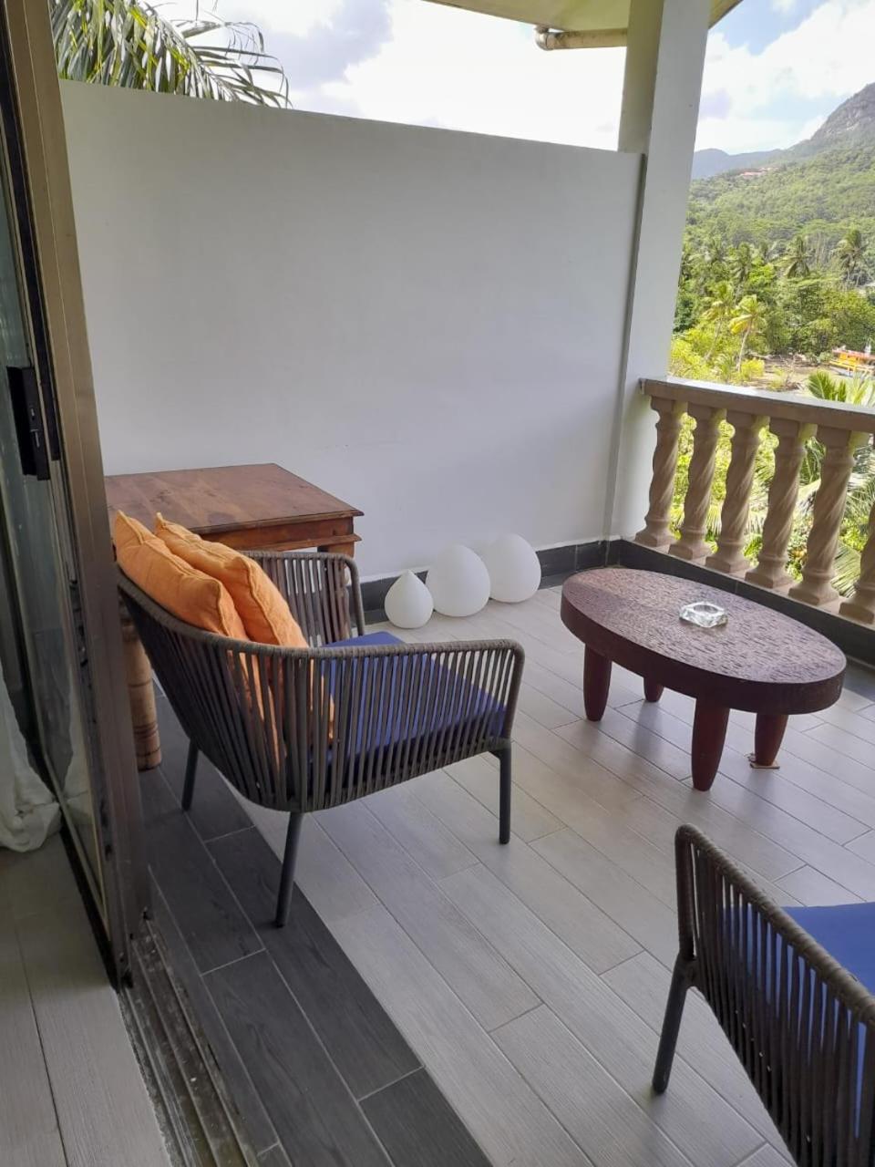 Bayview Villa -Sea Side Villa Anse Boileau Eksteriør billede